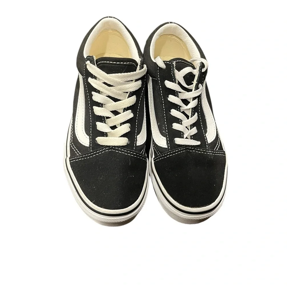 Kids/Youth Classic Old Skool Unisex Vans Black and White Size 2.5 - Picture 3 of 8